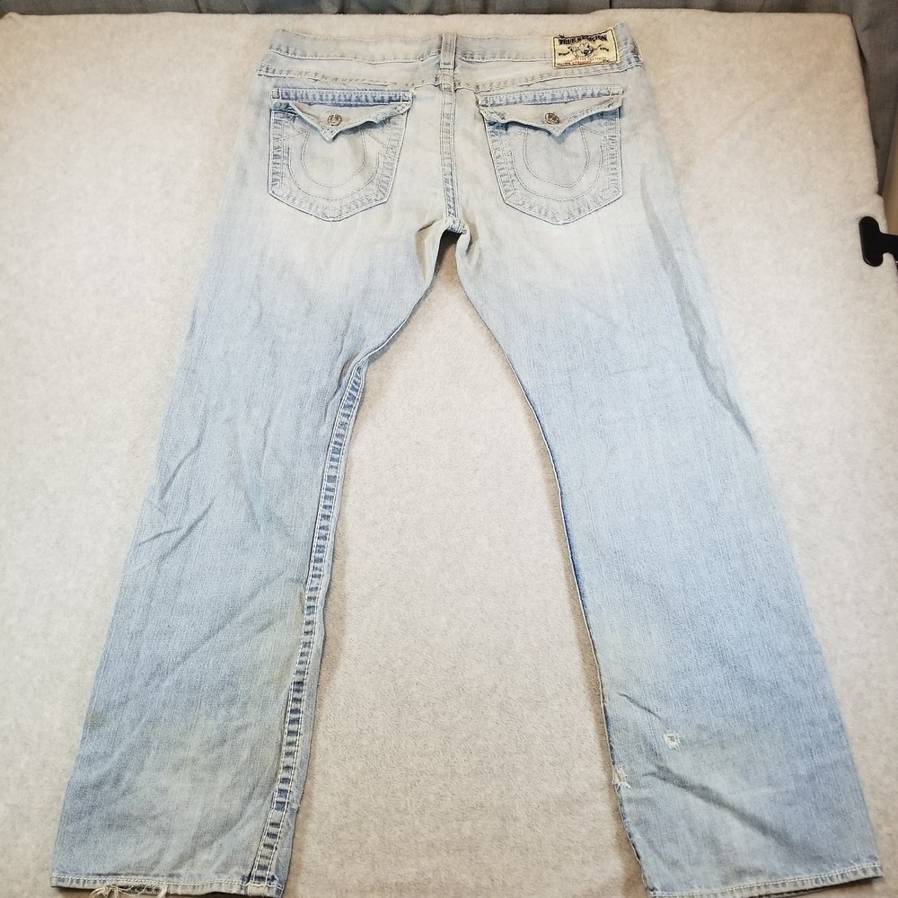 True Religion Jeans Mens 40 Light Wash Blue Distressed Straight Flap Pocket USA